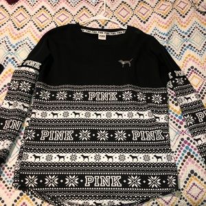 ☃️EUC Vs Pink Xmas sequined Sweatshirt